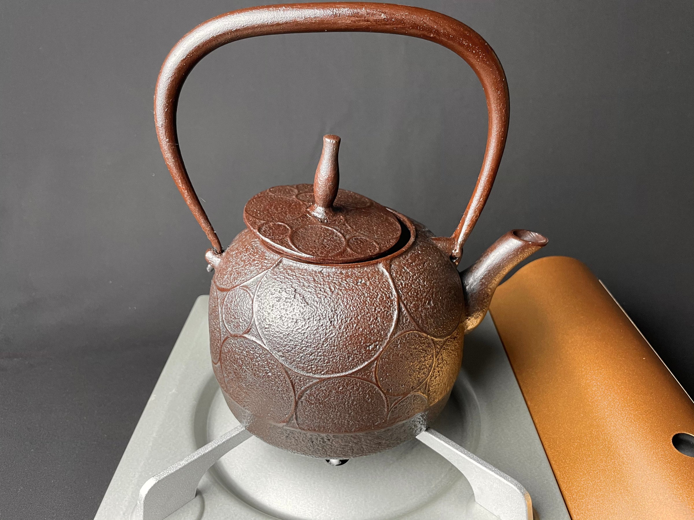 佐秋鋳造所 鉄瓶 棗輪 1L | 釜鉄瓶工房 佐秋鋳造所