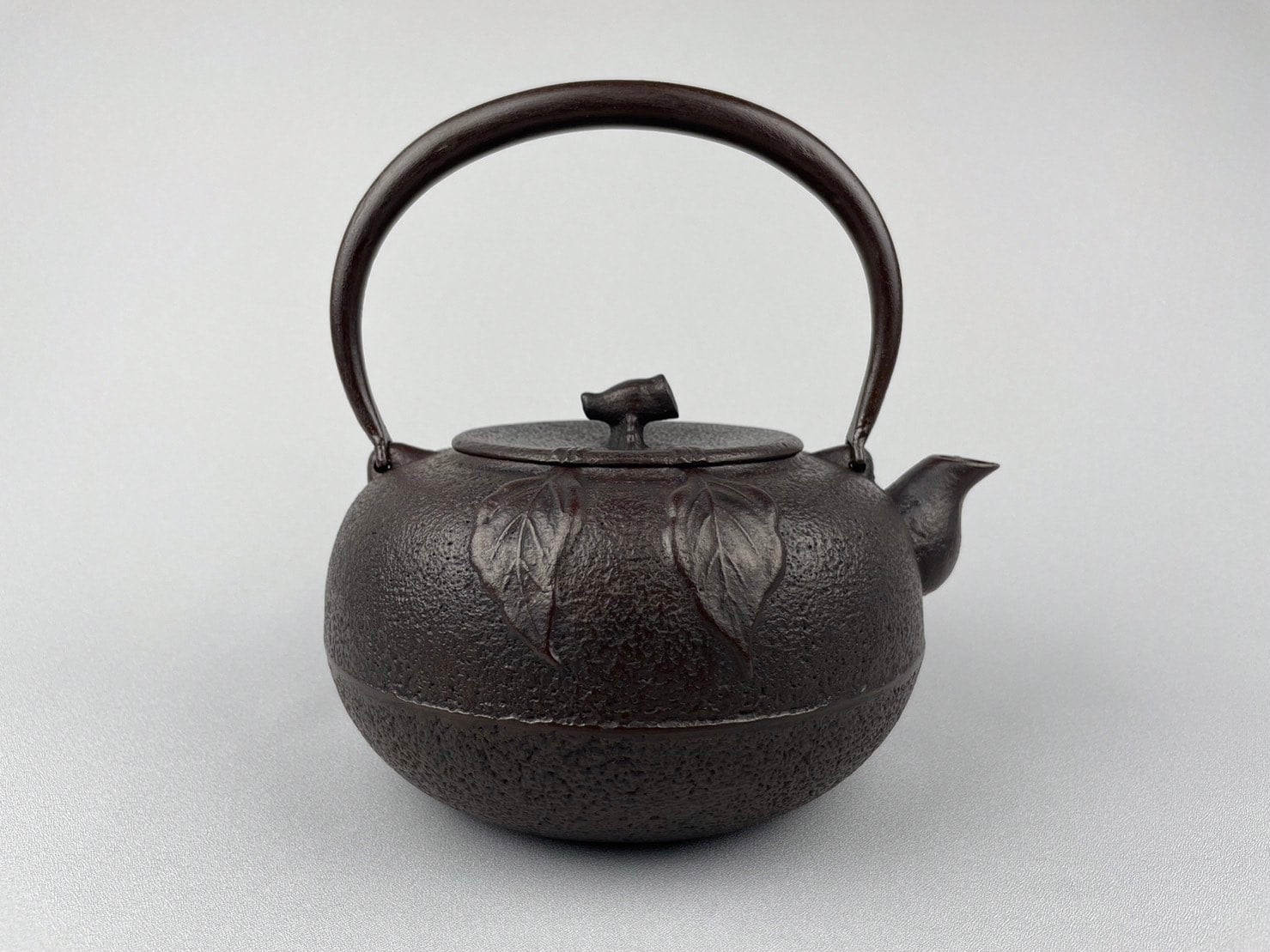佐秋鋳造所 急須兼鉄瓶 佐秋鋳造所 鉄瓶 棗輪 1L | 釜鉄瓶工房 佐秋鋳造所